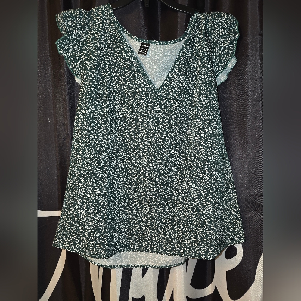 Green Ruffled Flutter Sleeve Blouse with Cap Sleeves